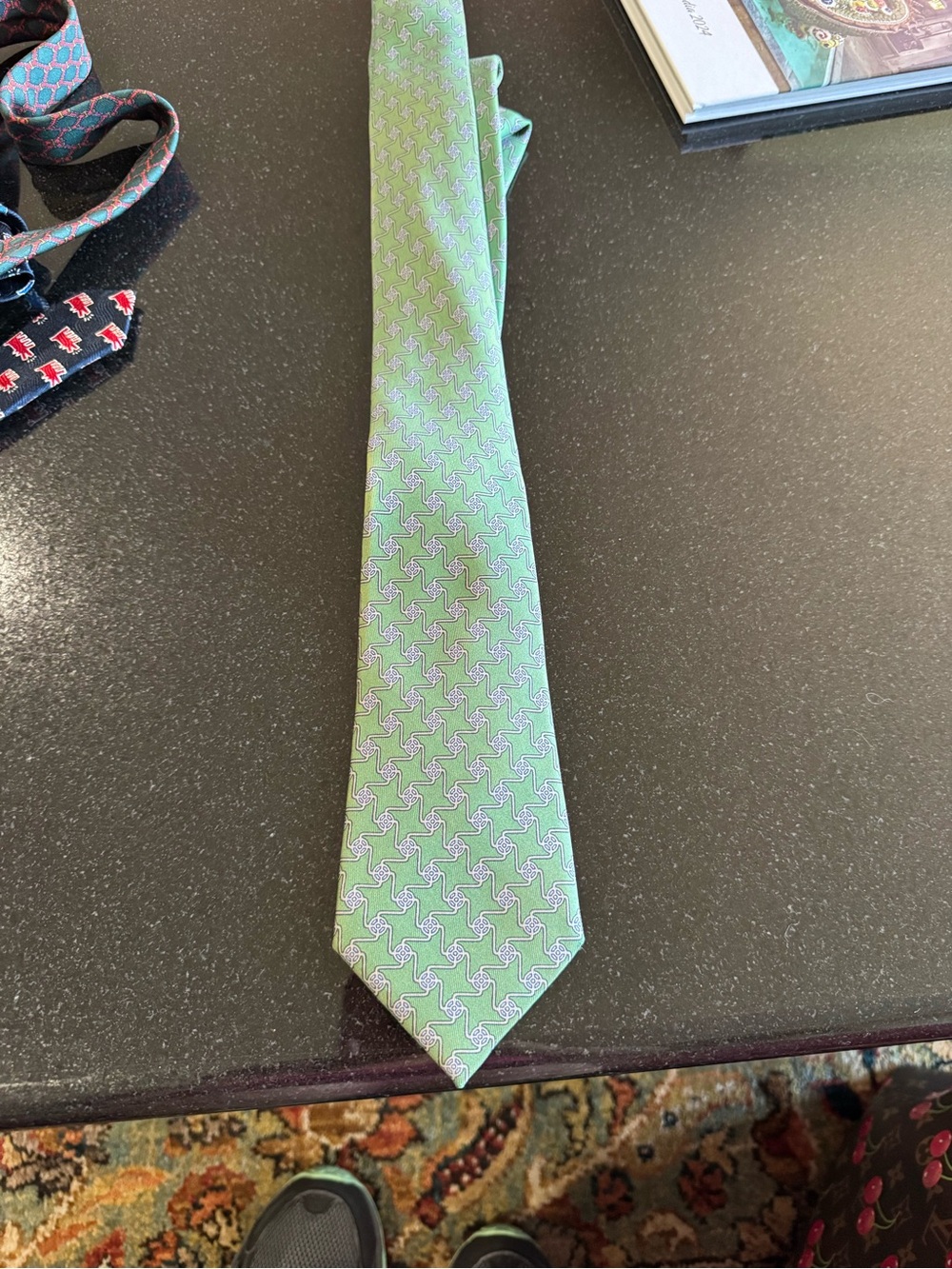 Hermes  Green Patterned Silk Tie